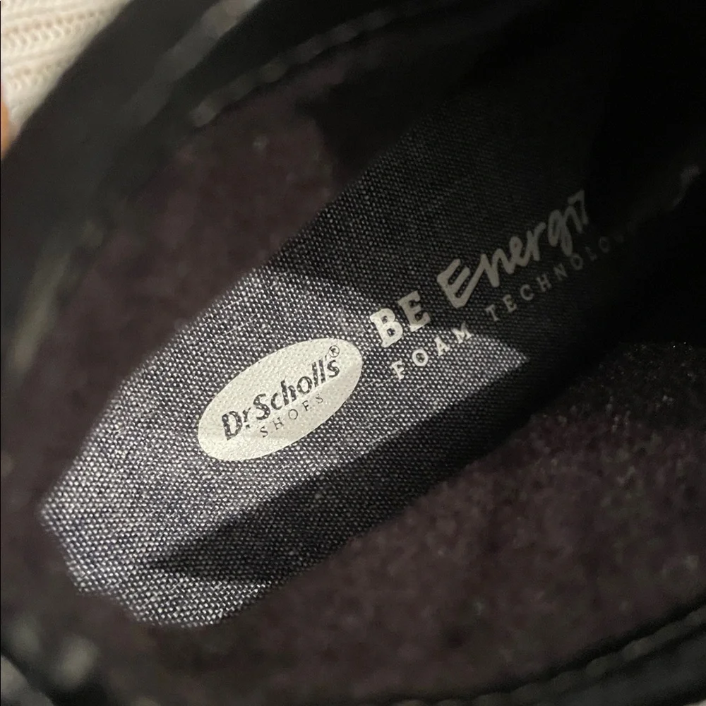 Women’s 9 Dr. Scholl’s Dakota black Be Energized boot foam technology wedge heel